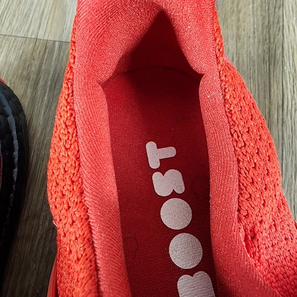 Adidas Ultra Boost Montreal Red White Men\'s Running Shoes‎ Size 9 FY3426 main image 8